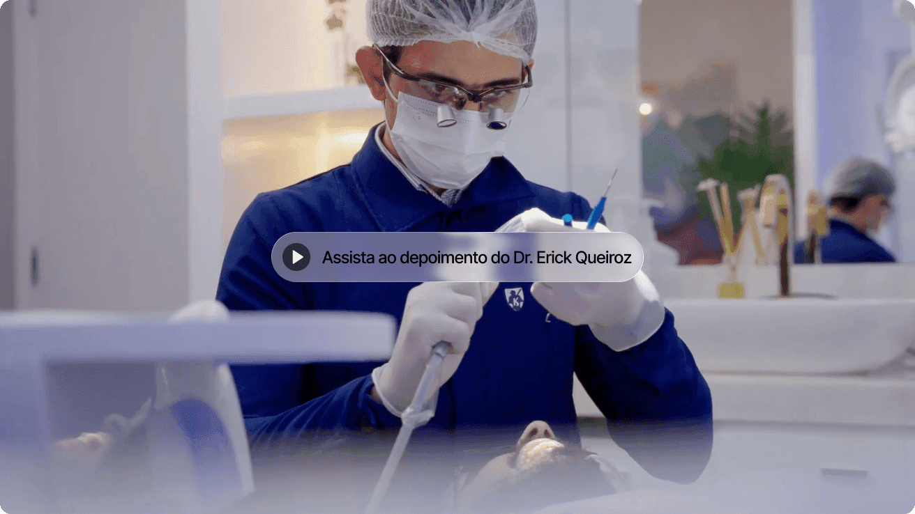 Thumbnail do vídeo: Case completo do Dr. Erick Queiroz - de clínica vazia ao sucesso