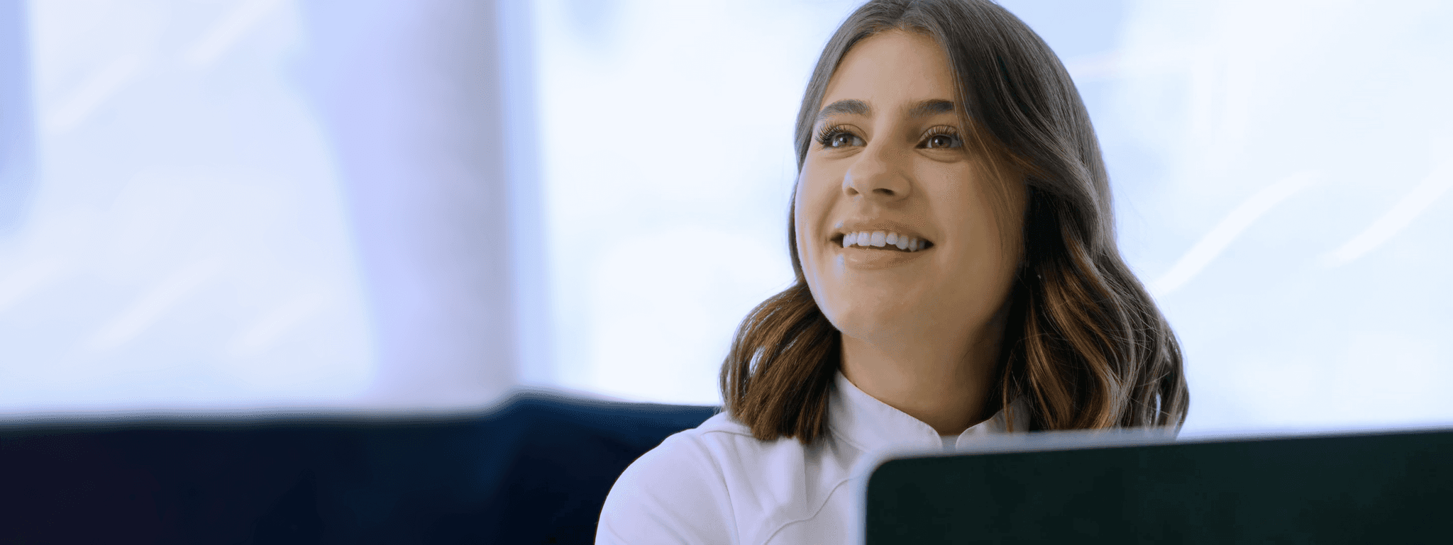 Case de sucesso da Dra. Geovana Borges com Simples Dental